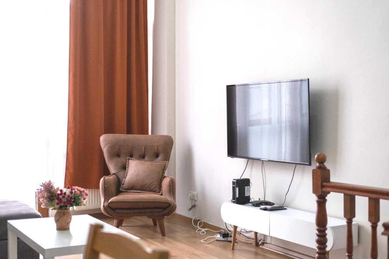 Garden Duplex With Netflix Close To Taksim,Bomonti Appartement Istanboel Buitenkant foto