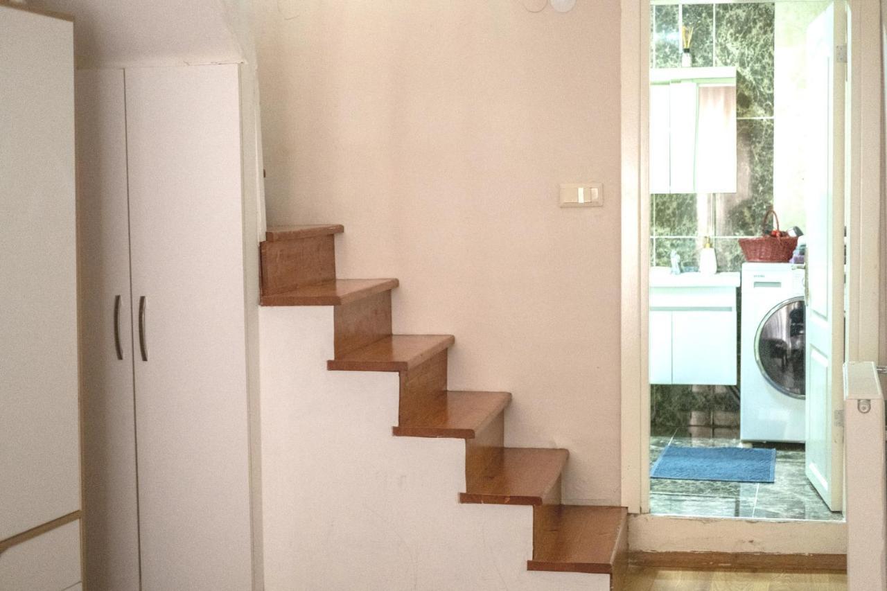 Garden Duplex With Netflix Close To Taksim,Bomonti Appartement Istanboel Buitenkant foto
